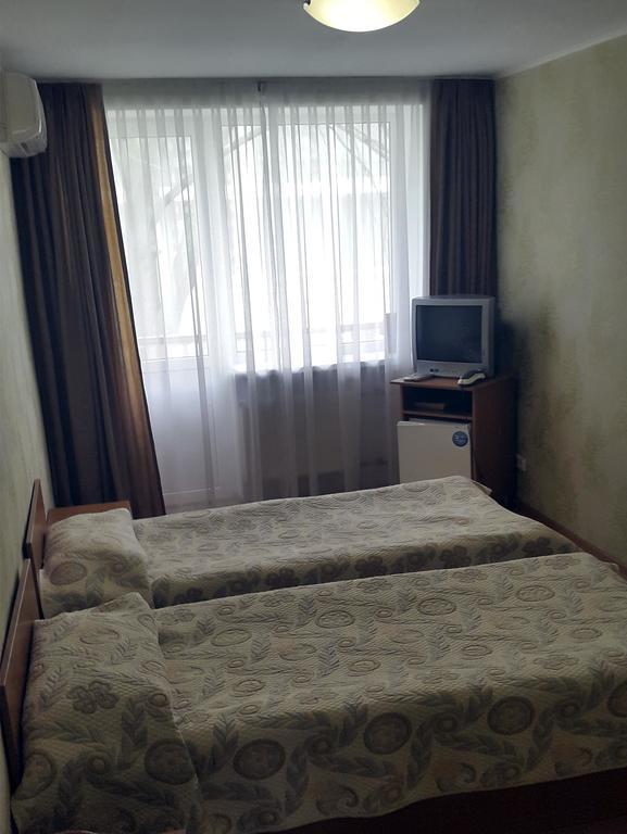 Marrion Hotel Odessa Exterior foto